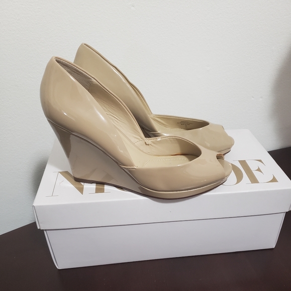 Shoes - Picture 1 of 2